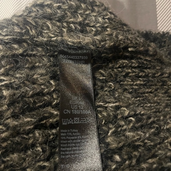 Topshop cable knit ruffle sweater, size 12 - Picture 4 of 6